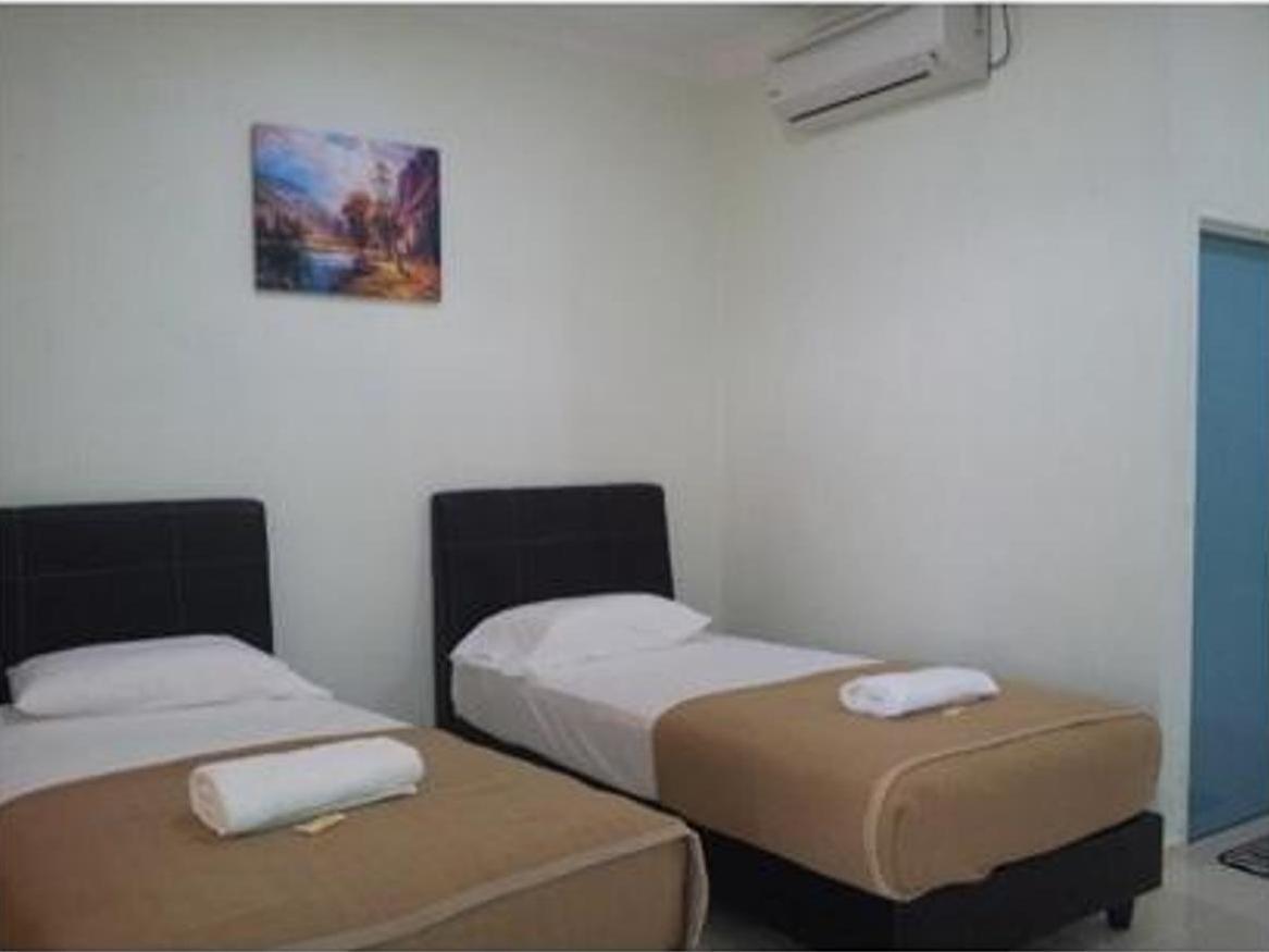 Huda Inn Pantai Cenang  Buitenkant foto