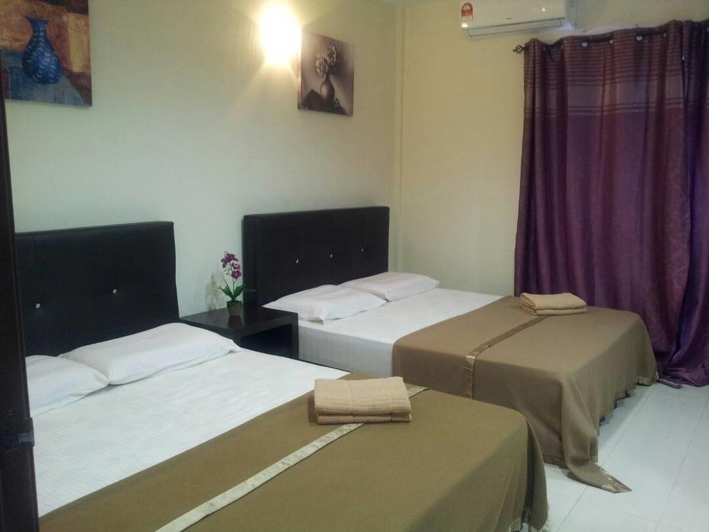Huda Inn Pantai Cenang  Buitenkant foto