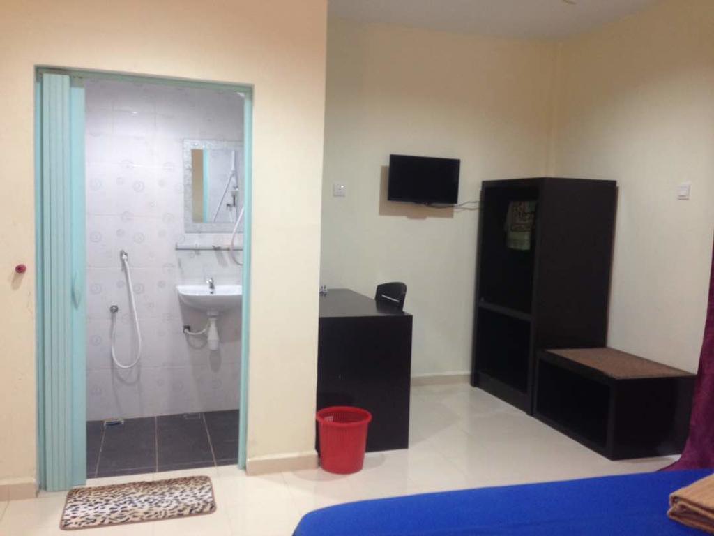 Huda Inn Pantai Cenang  Buitenkant foto