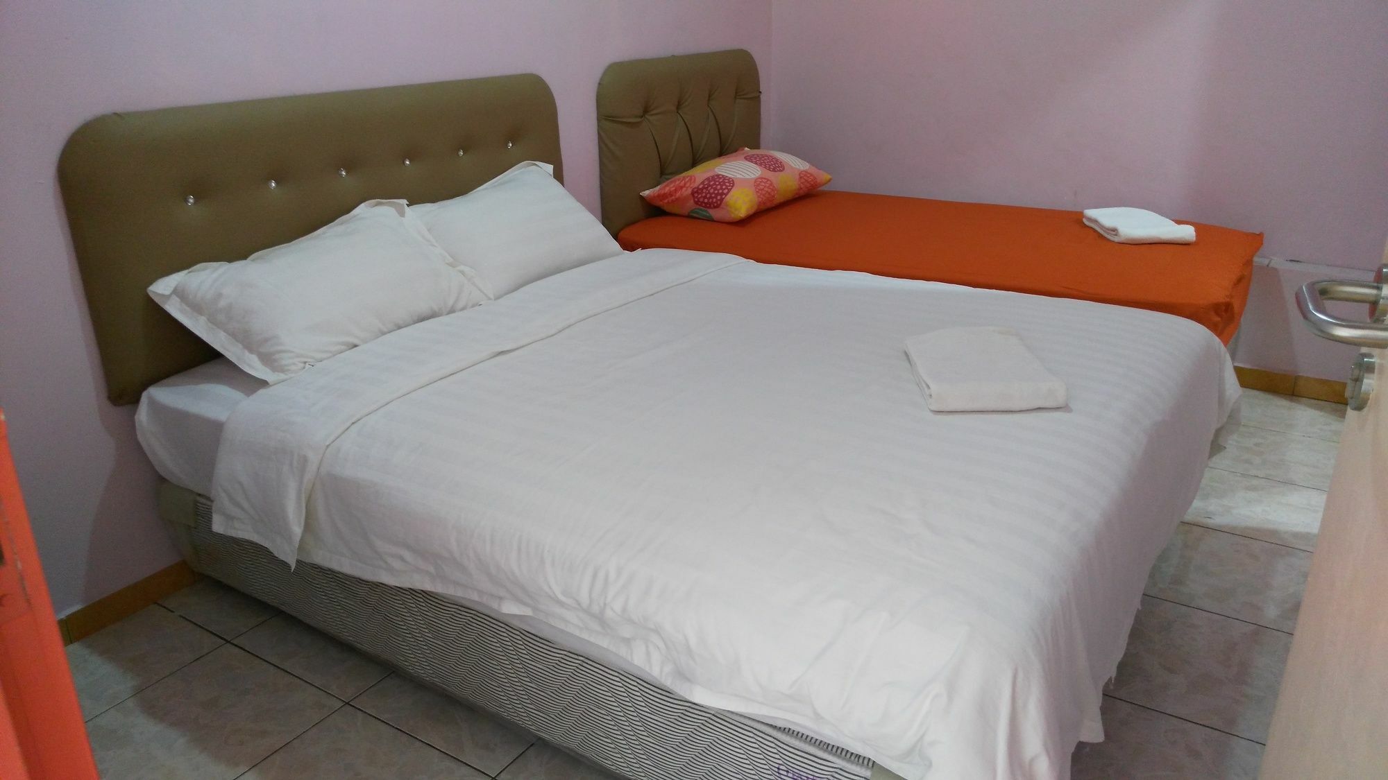 Huda Inn Pantai Cenang  Buitenkant foto